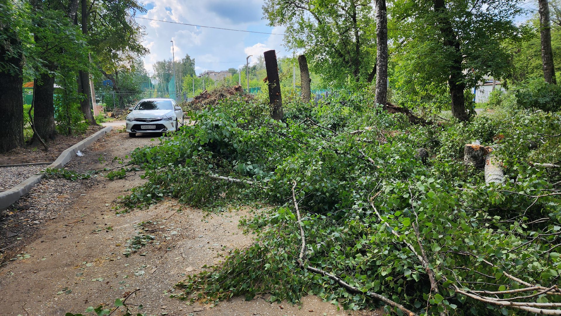 благоустройство, парковки, встречи с жителями,