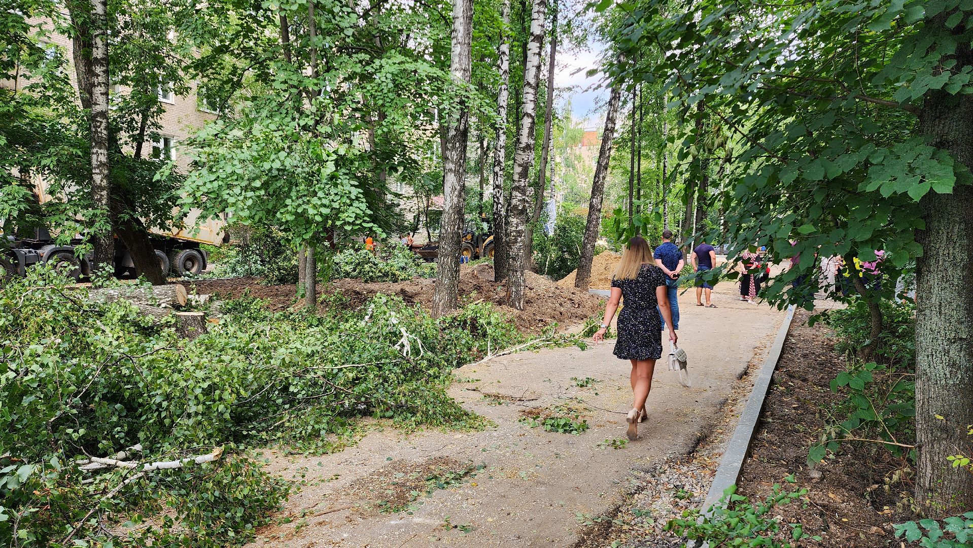 благоустройство, парковки, встречи с жителями,