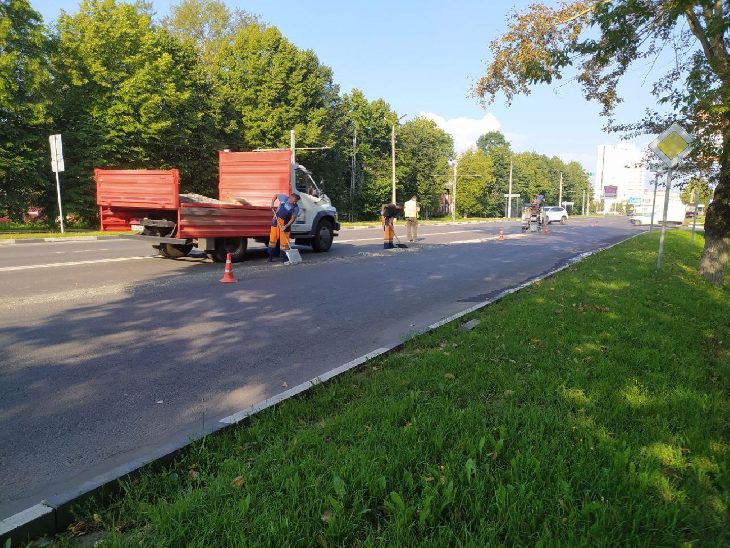 Коломна, дороги, дорожная разметка