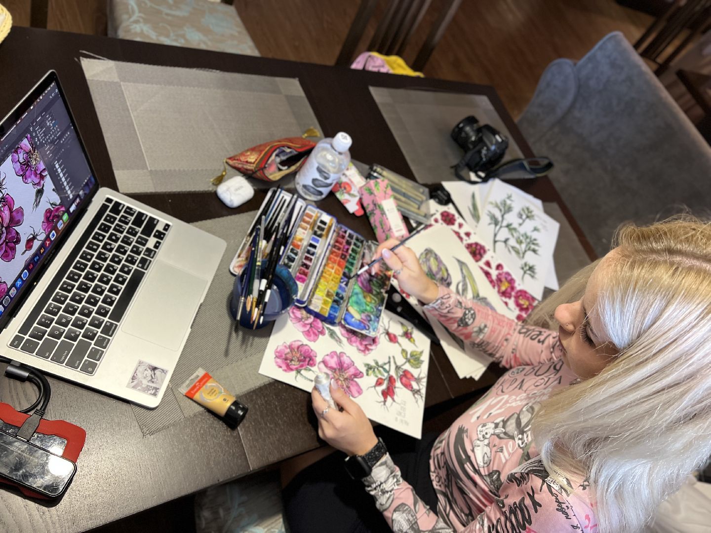 Реутов, дизайнер, Полина Шейдакова, паттерн, визуал, макет, косметика