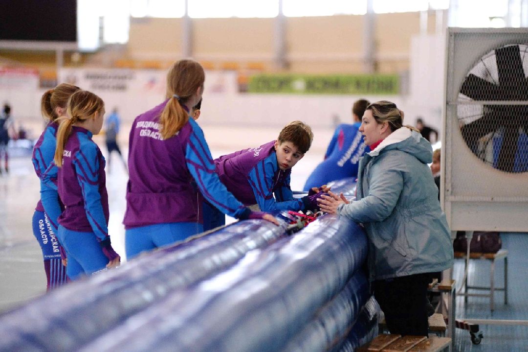 Коломна Общество