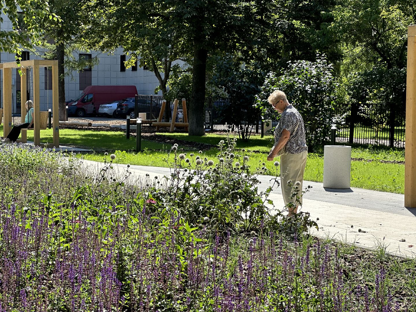 Реутов, Мемориал, Аллея славы, реконструкция, обновление, БТР, постамент, Герои