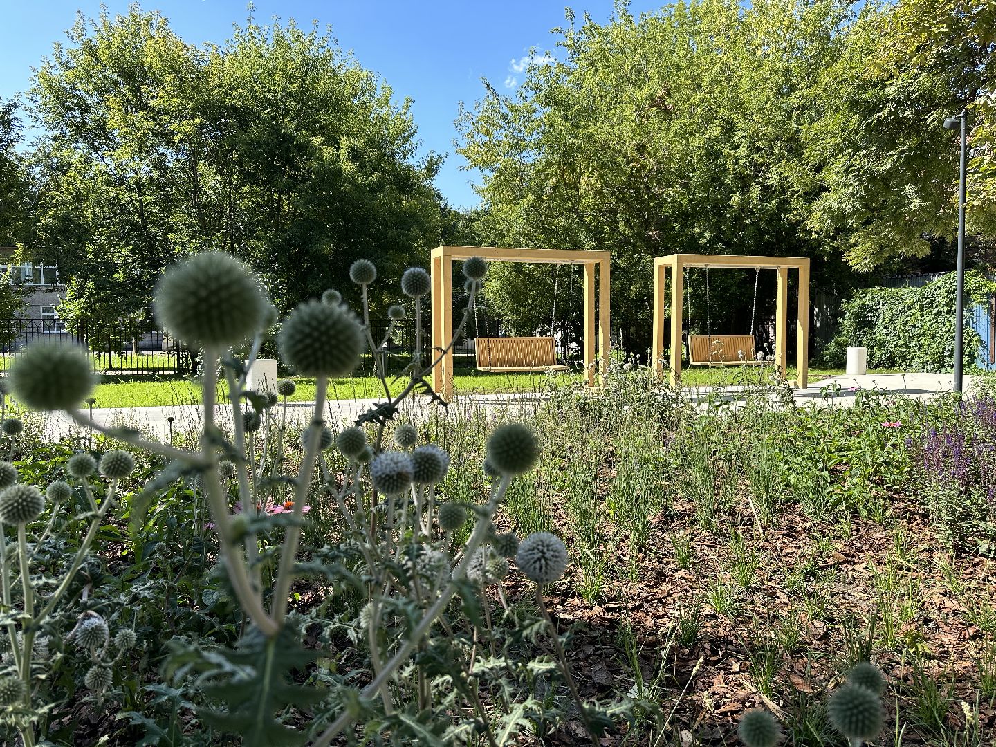 Реутов, Мемориал, Аллея славы, реконструкция, обновление, БТР, постамент, Герои