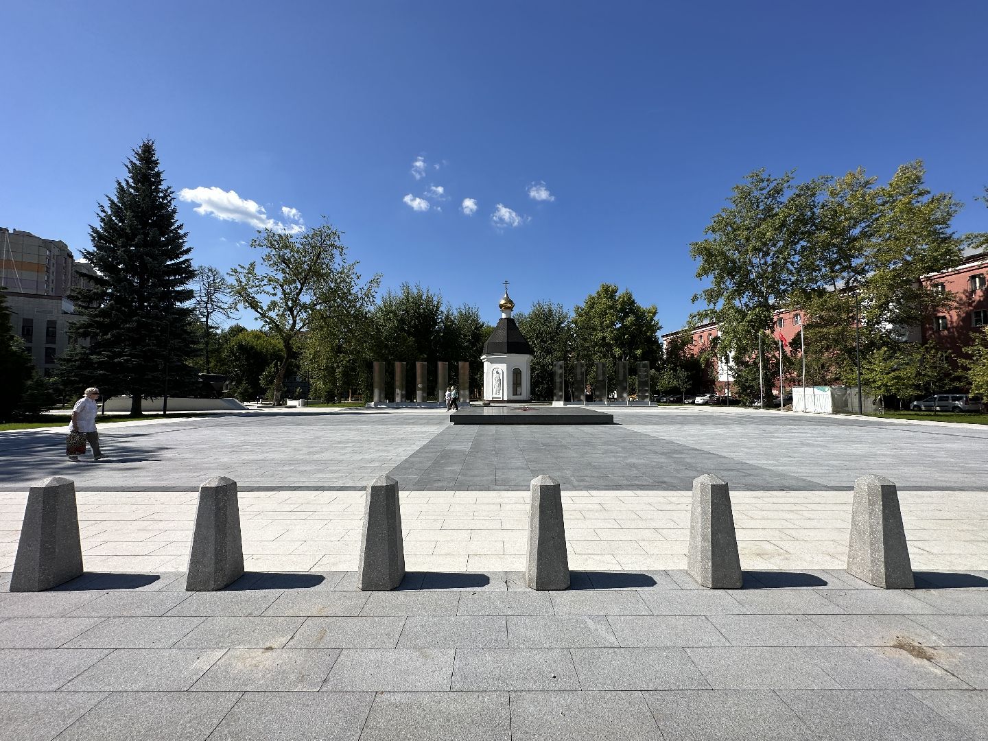 Реутов, Мемориал, Аллея славы, реконструкция, обновление, БТР, постамент, Герои