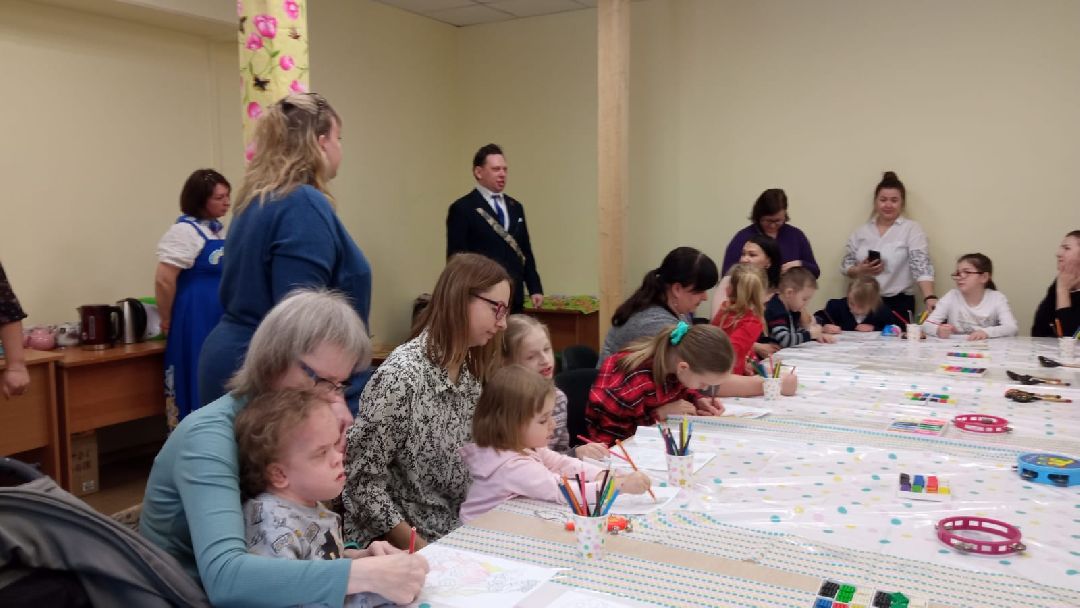 Красноармейск, социальное обслуживание, праздник весны, открытки для мамы, дети инвалиды