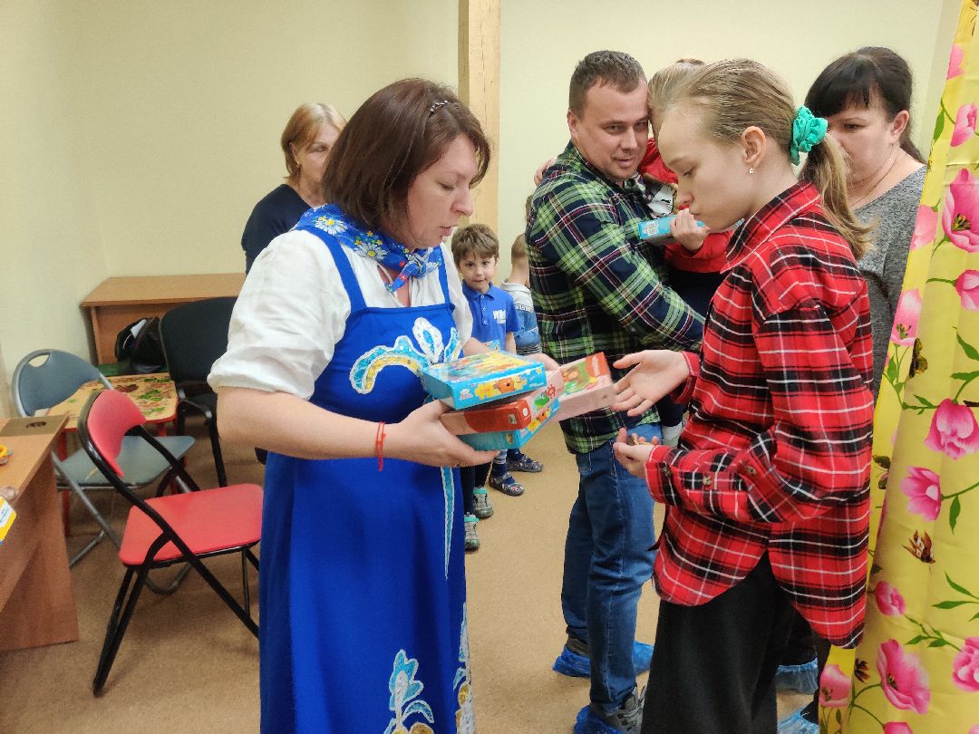 Красноармейск, социальное обслуживание, праздник весны, открытки для мамы, дети инвалиды