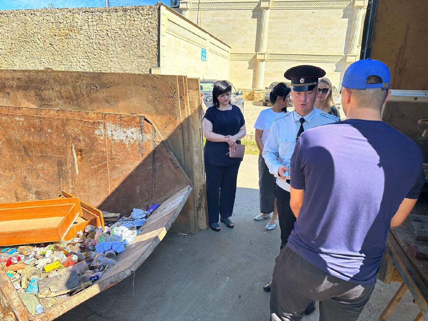 Серые возчики, сброс строительных отходов, Наро-Фоминск