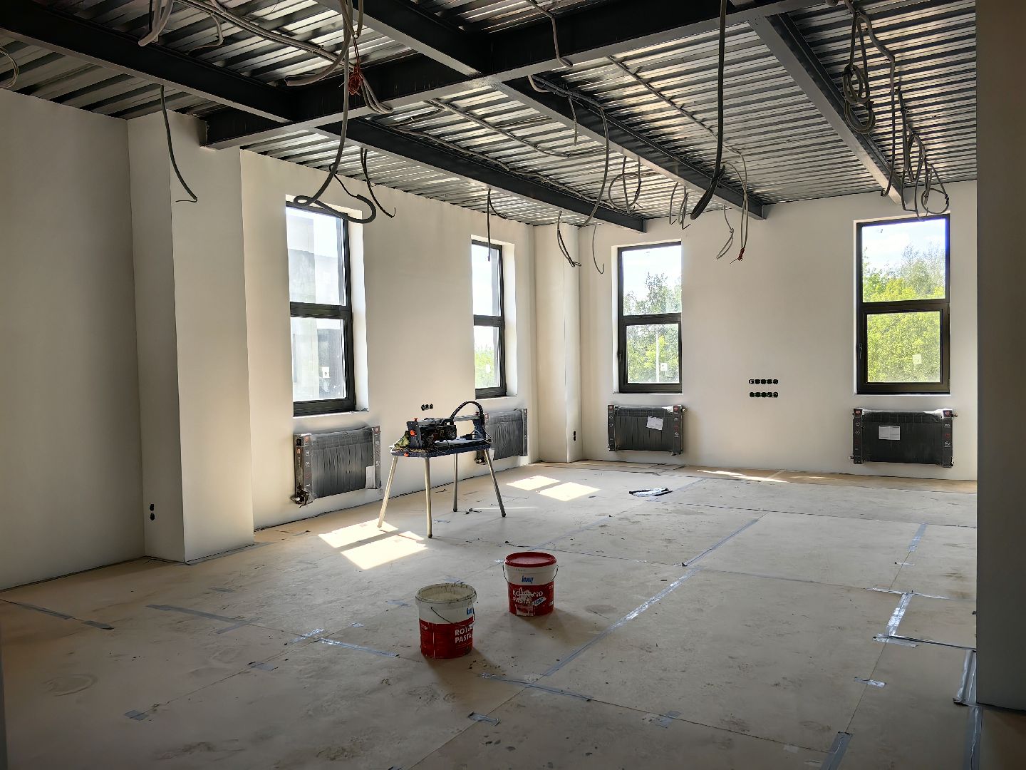 Дистрибьютор, техника, расширение, строительство