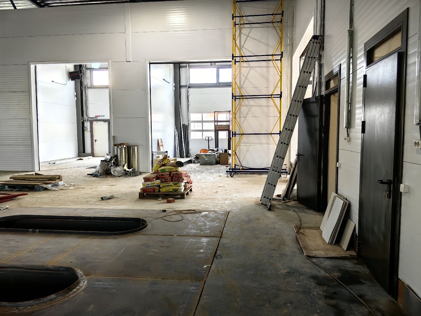 Дистрибьютор, техника, расширение, строительство