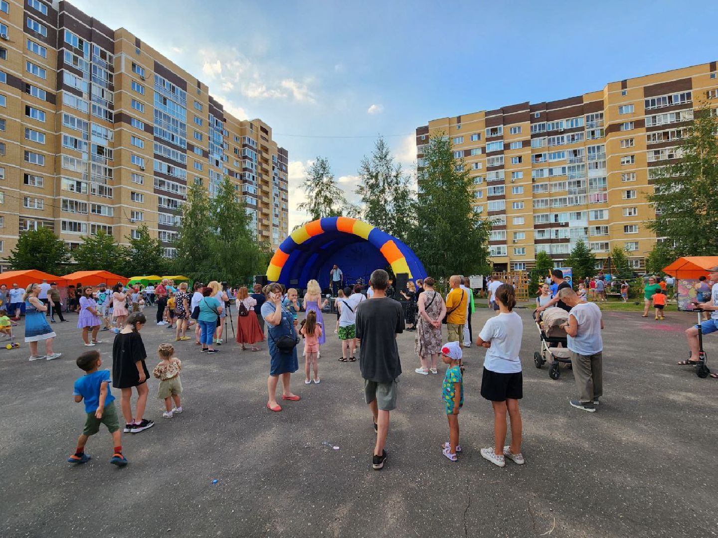 праздник, дети, день посёлка, Лосино-Петрвоский, люди