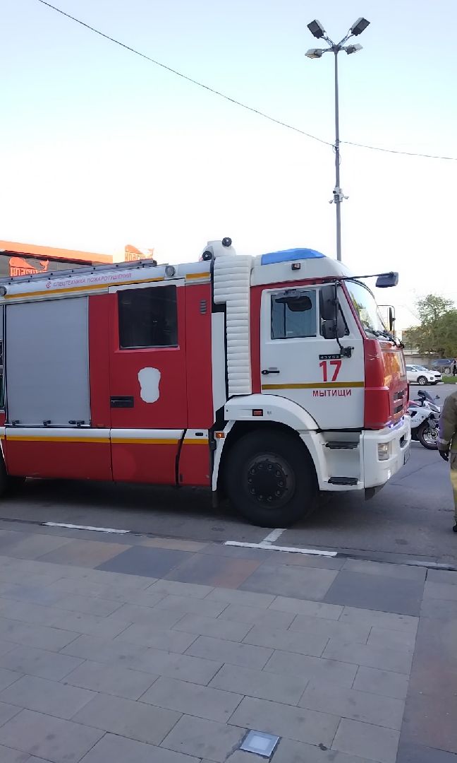 Пожар, ТЦ Красный Кит, Мытищи