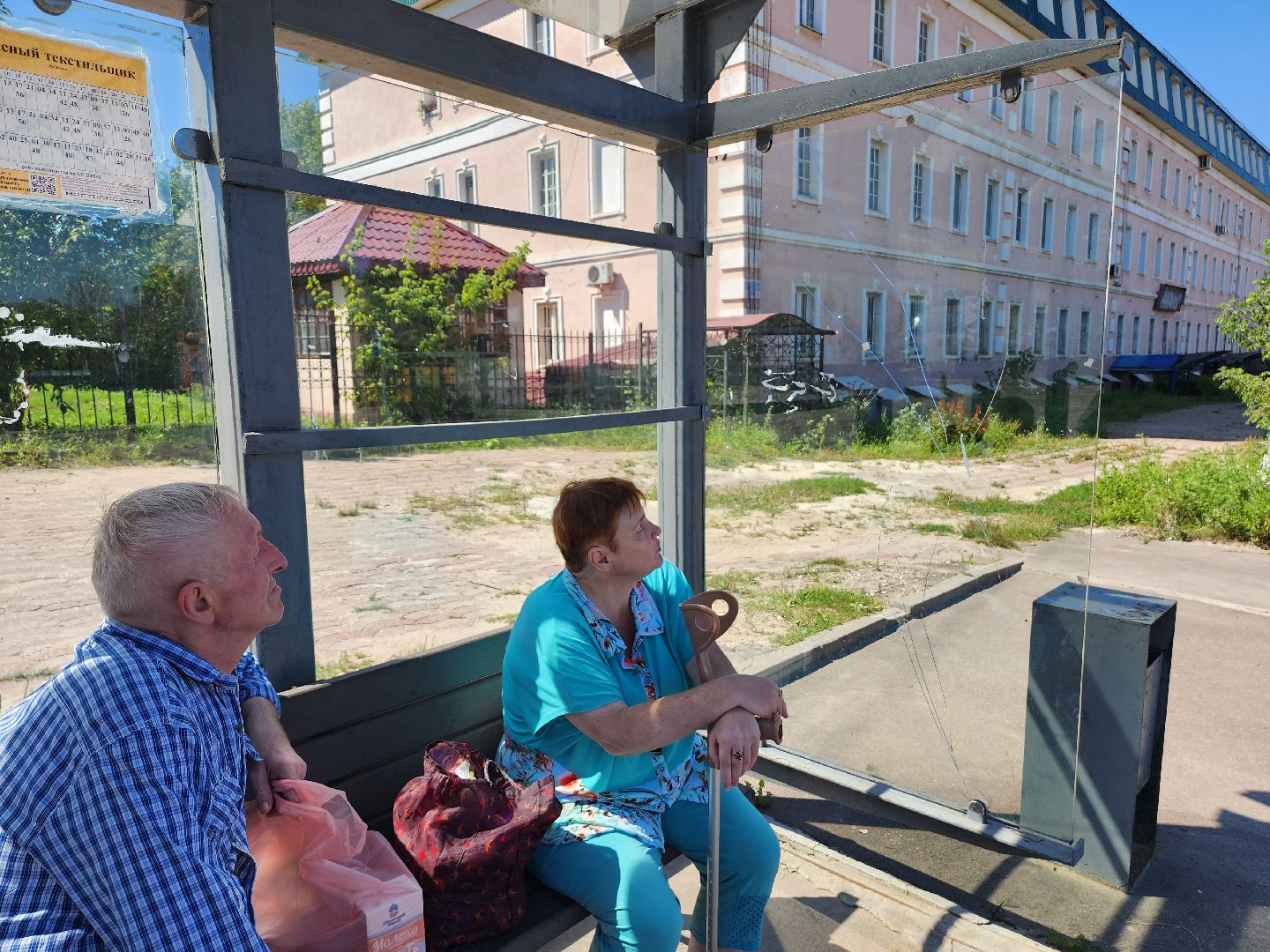 автобусные остановки, серпухов, вандалы, вандализм, транспорт, улица пролетарская,