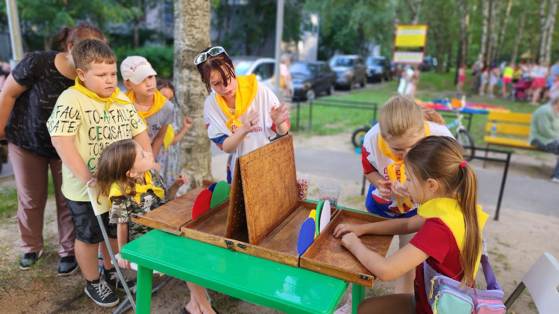 трудовой десант, волонтеры, Протвино, аниматоры, праздник двора