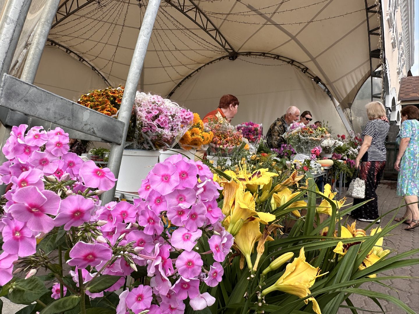 Одинцово, Одинцовское подворье, Мини базар, Торговля