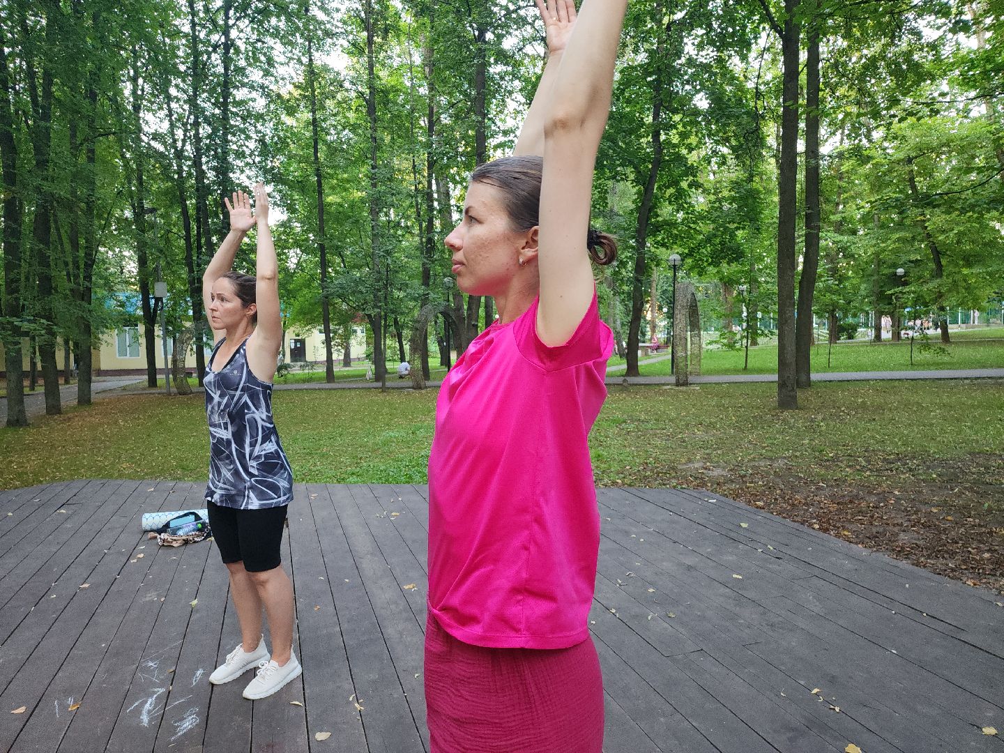 практики; йога; парк; активность