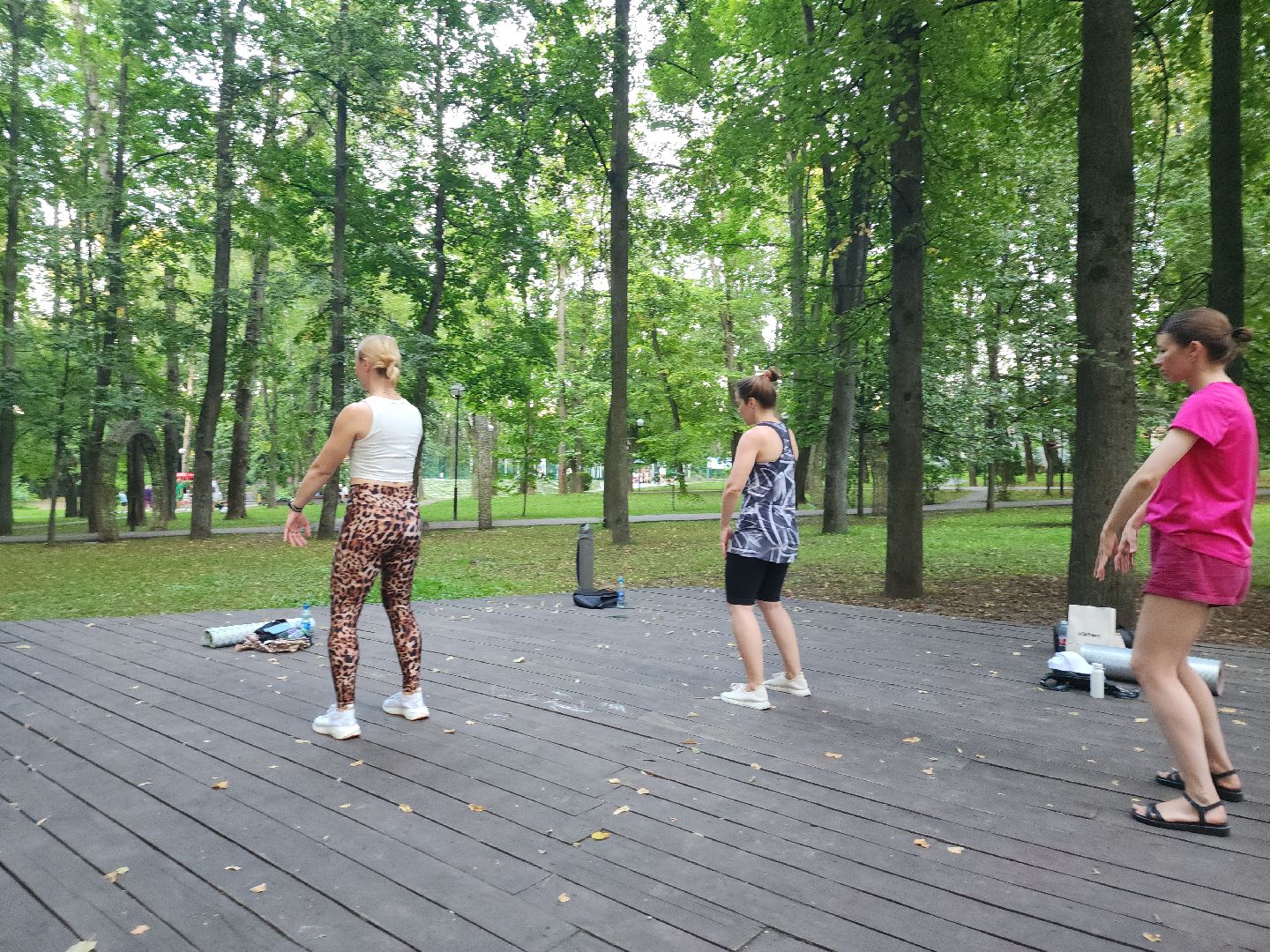 практики; йога; парк; активность