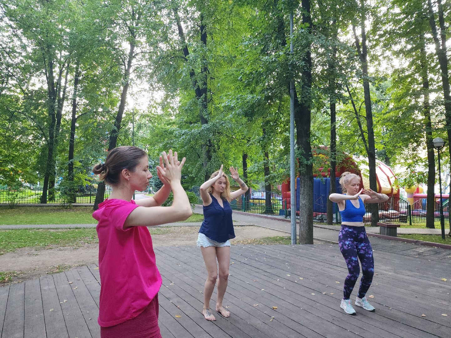 практики; йога; парк; активность