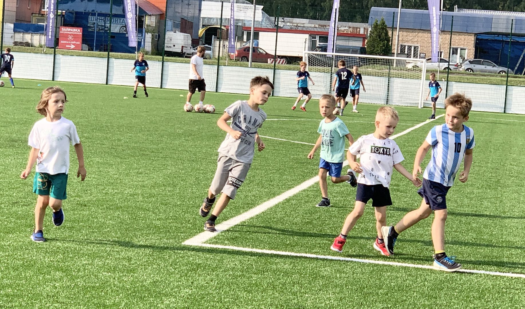 Балашиха, Подмосковье, спорт, спорткомплекс Спорттракт, футбол, футбольный клуб Чемпион