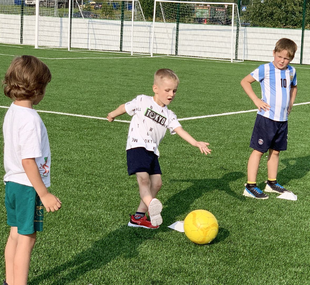 Балашиха, Подмосковье, спорт, спорткомплекс Спорттракт, футбол, футбольный клуб Чемпион