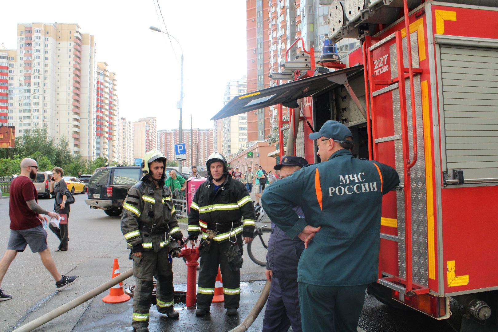 пожар, чп, полмосковный бульвар, ликвидация,