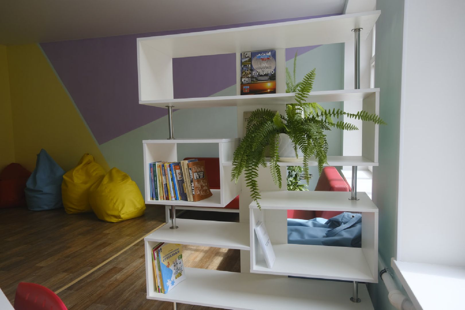 Пущино, образование