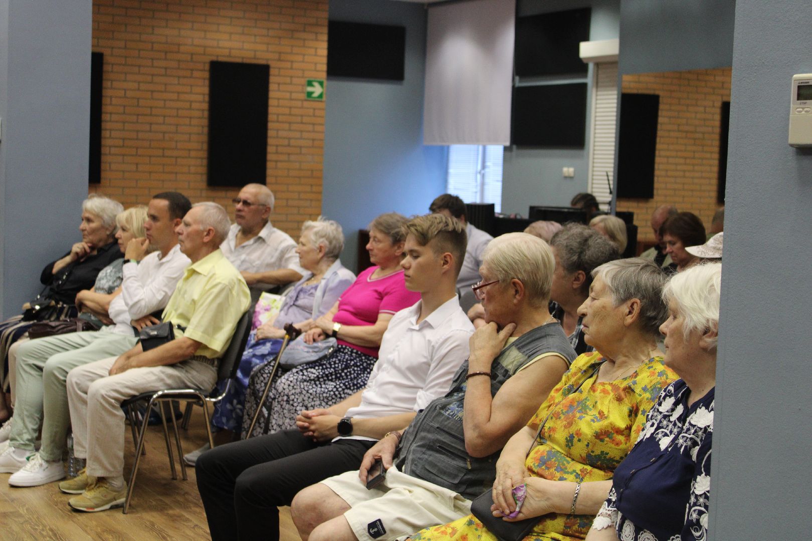 Цифровая безопасность, люди, пенсионеры, банки, мошенники