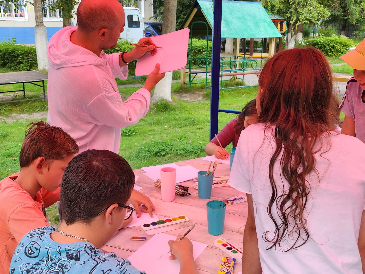 центр серпуховский, дети с ОВЗ, серпухов, владычный монастырь, павлины, рисование,