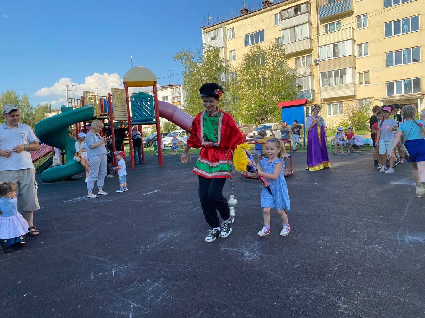 Чехов, ЖКХ, праздник двора, соседи, дети, аниматоры