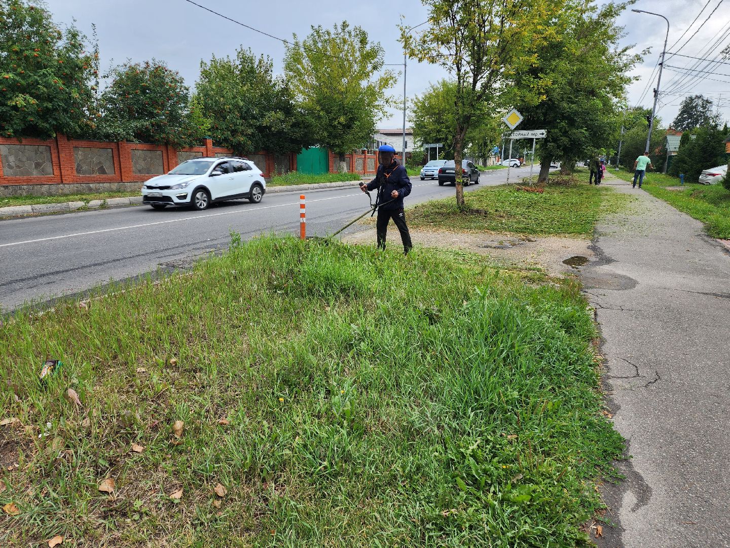 благоустройство, благоустройство дорог, покос травы, серпухов, улица пушкина,
