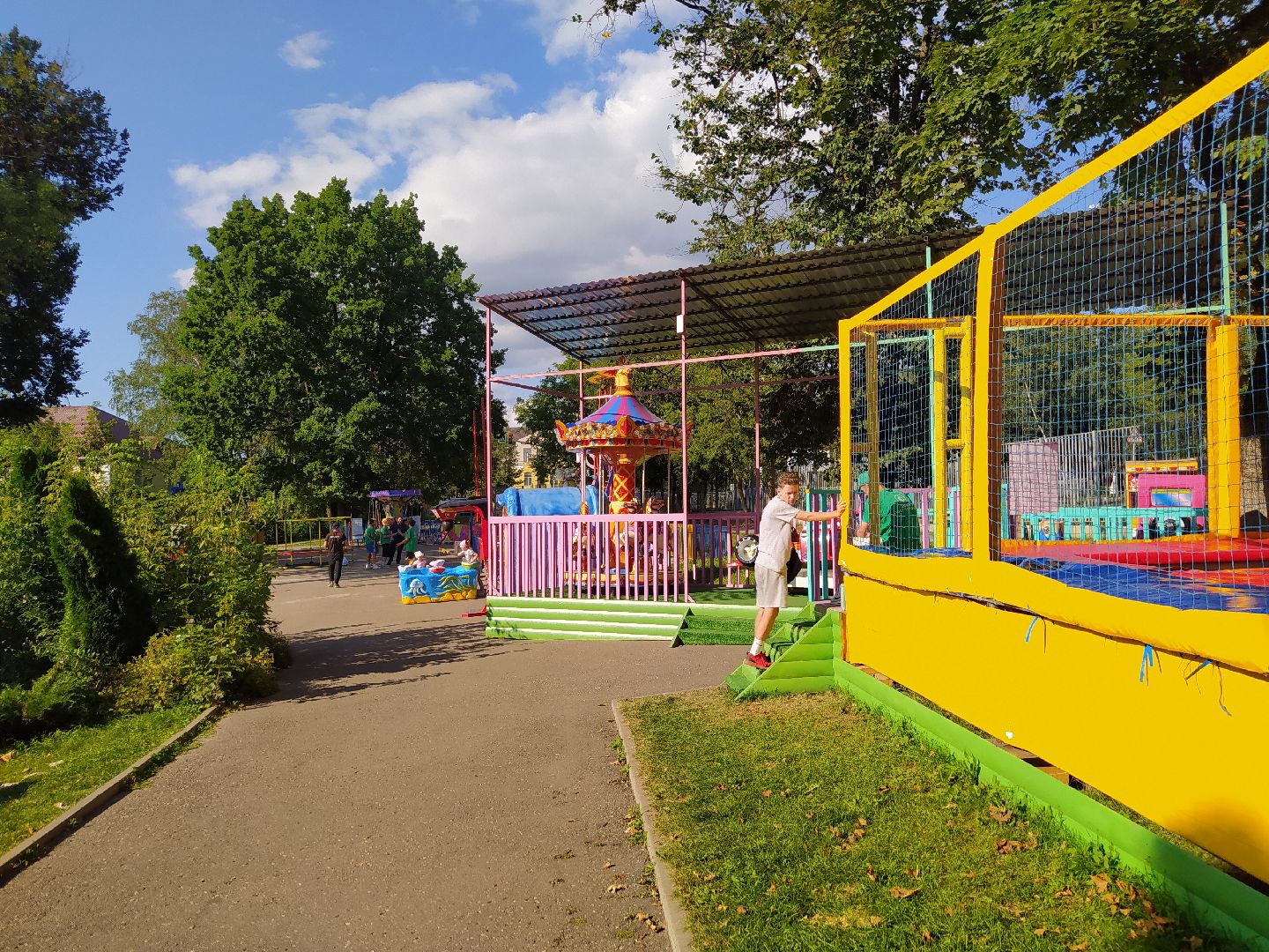 Истра, аттракционы, парк