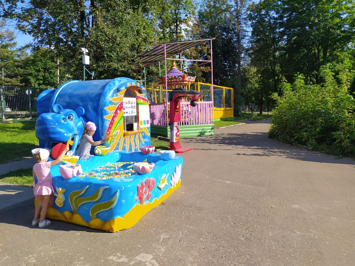 Истра, аттракционы, парк