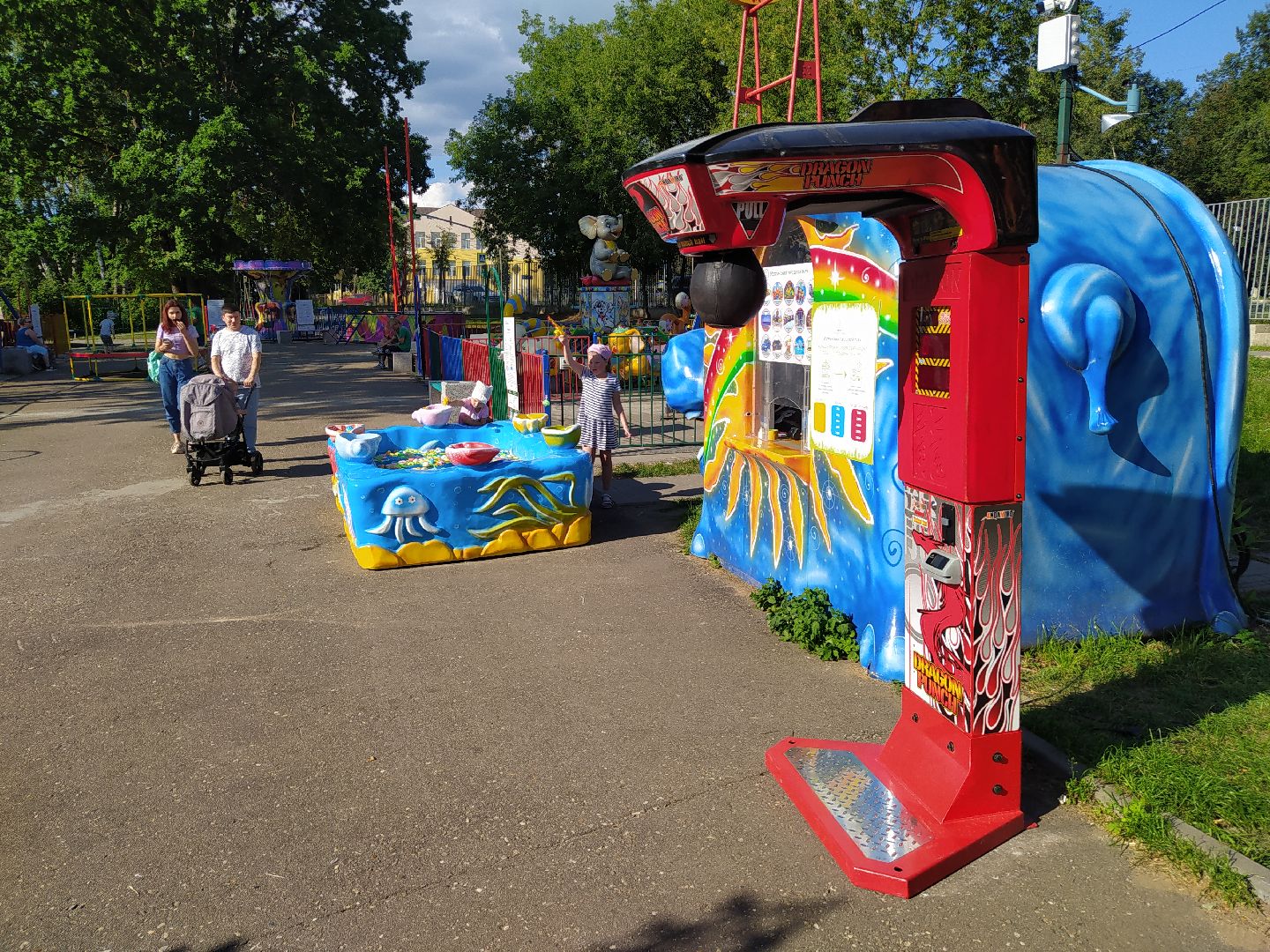 Истра, аттракционы, парк