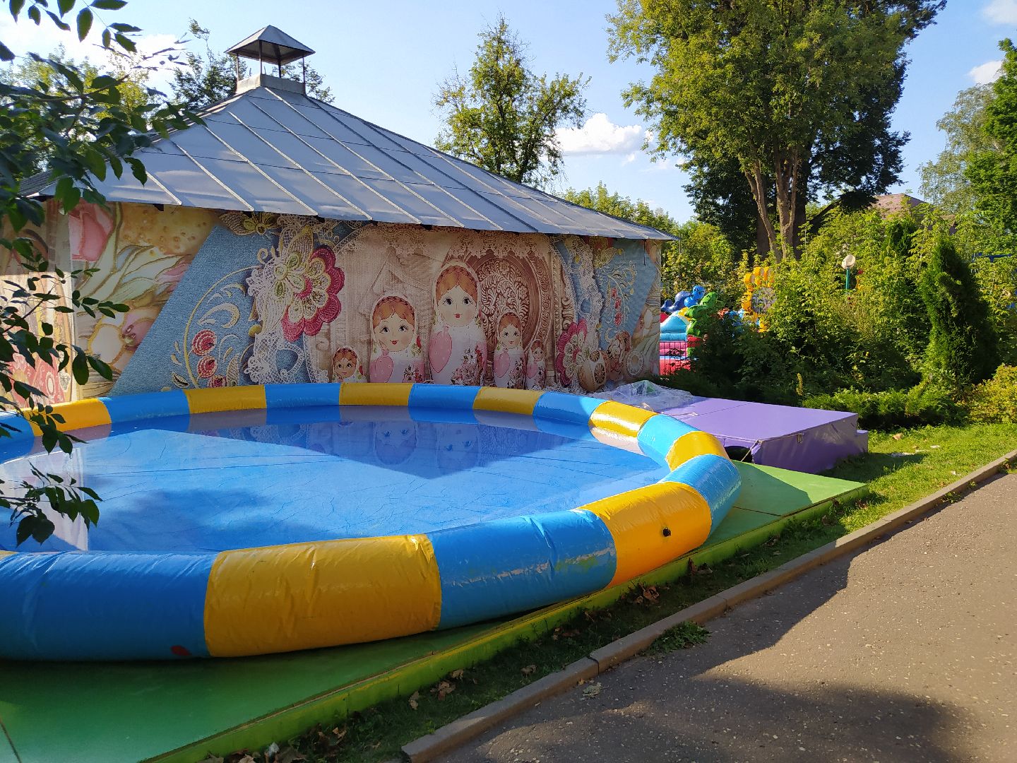 Истра, аттракционы, парк