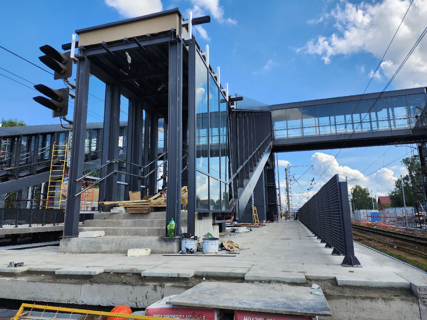 Раменское, транспорт, у железнодорожной платформы Ипподром открыли новый надземный переход