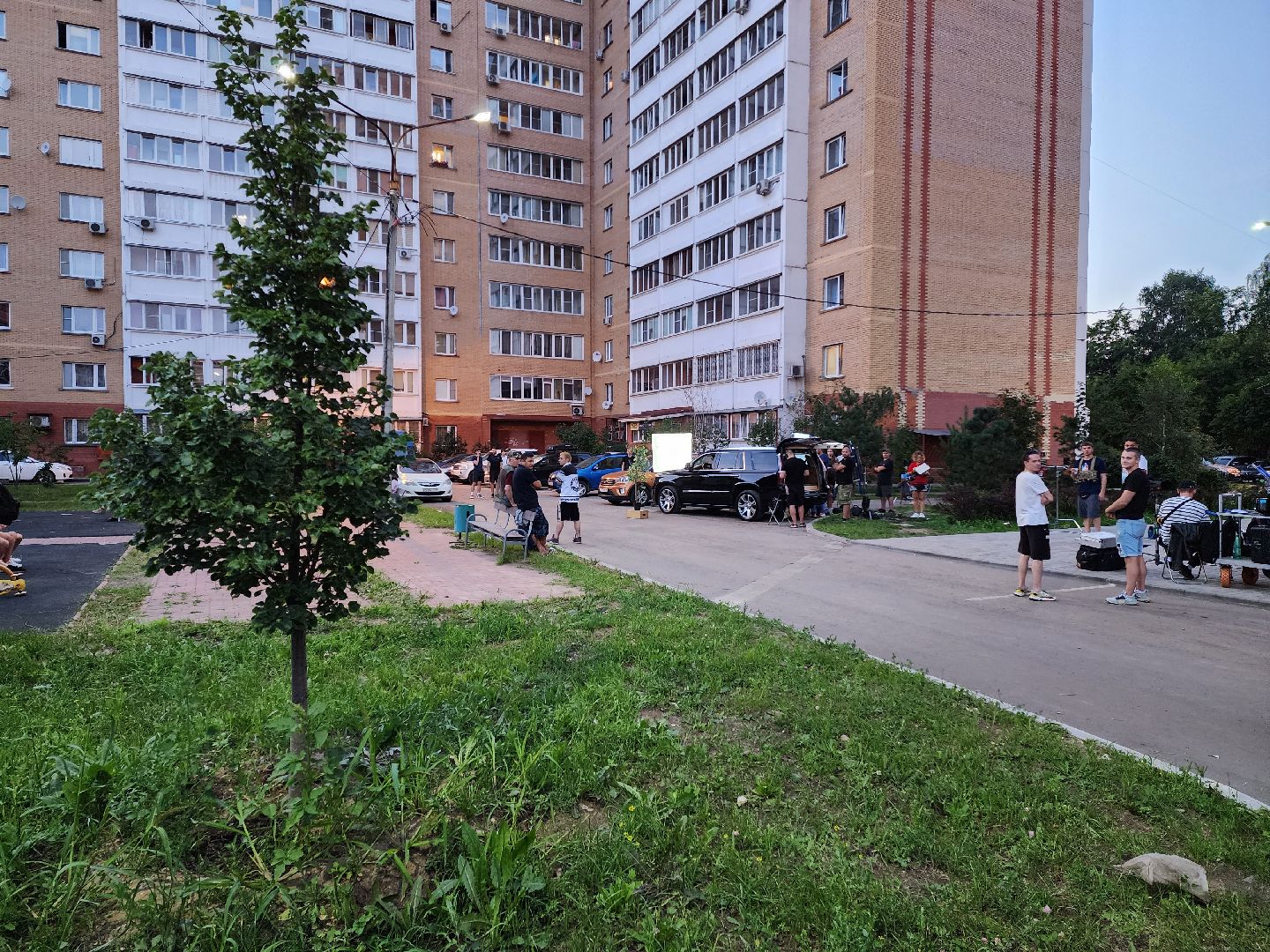 Раменское, культура, двор на улице Чугунова стал съёмочной площадкой сериала СашаТаня