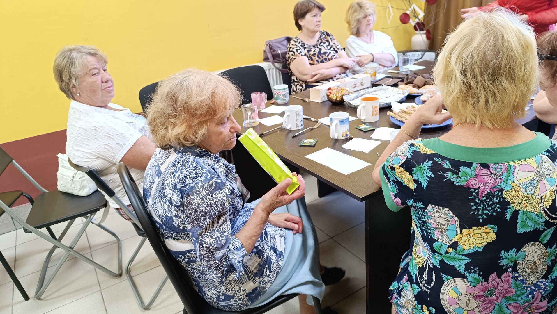 Лобня, чай, активное долголетие