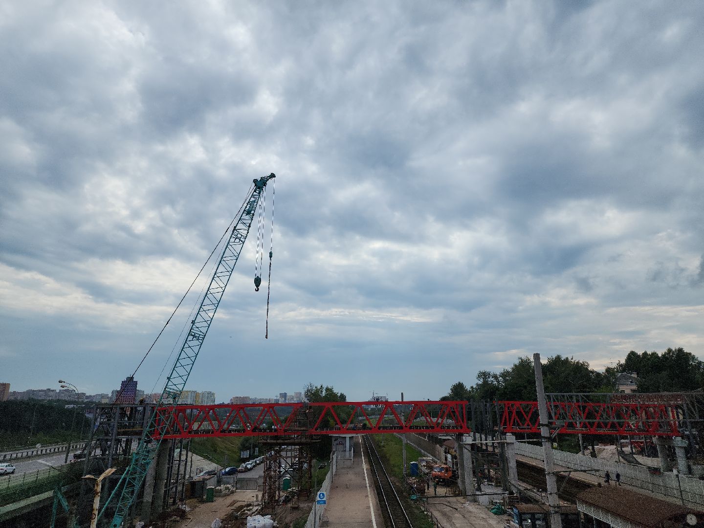 строительство; архитектура; железная дорога; видное