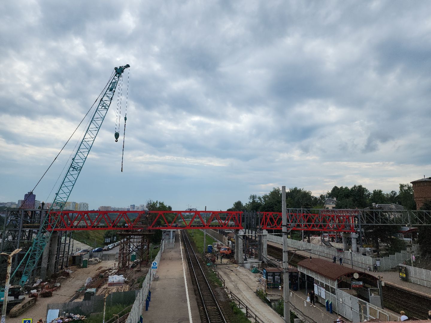 строительство; архитектура; железная дорога; видное