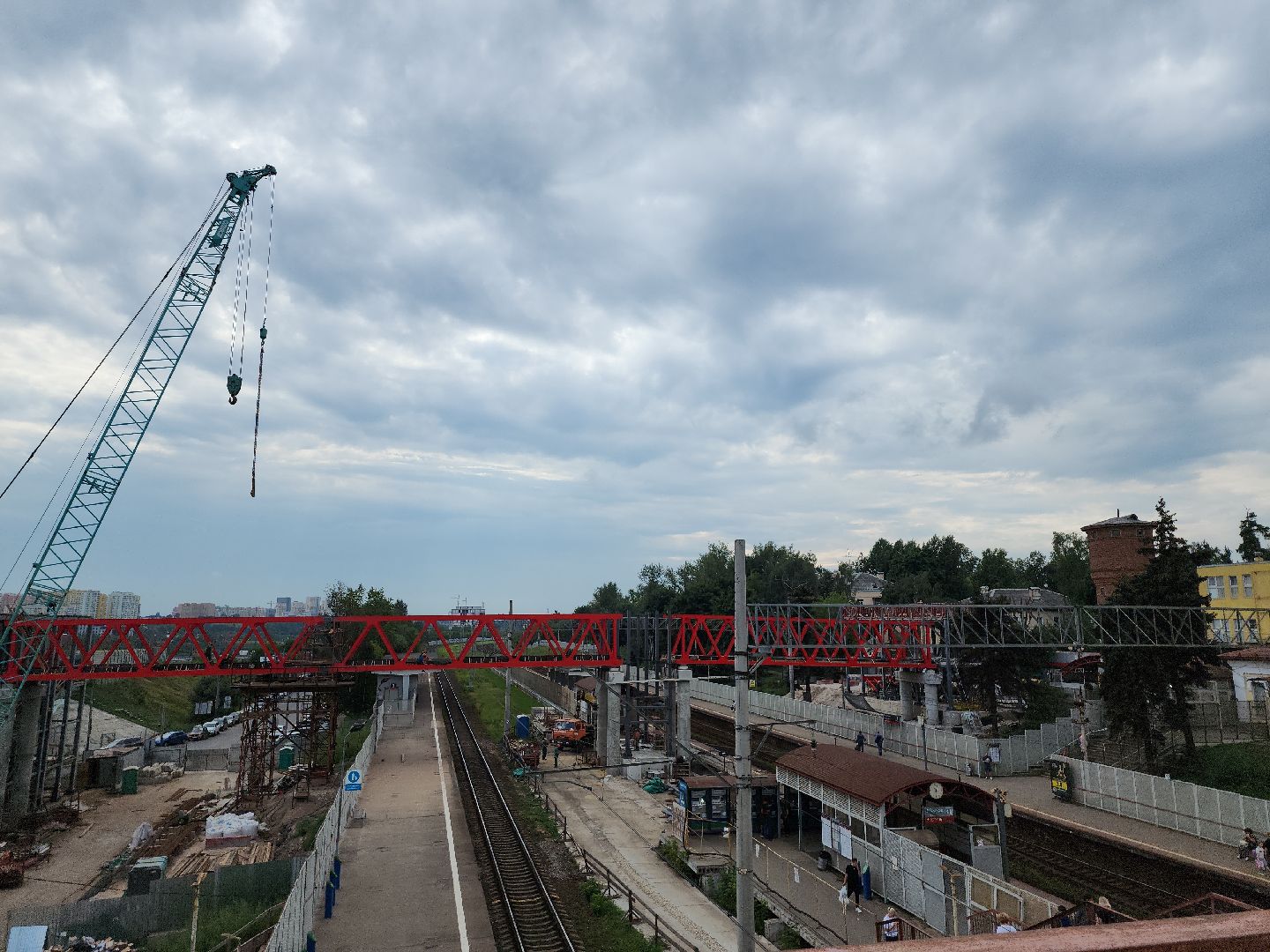 строительство; архитектура; железная дорога; видное