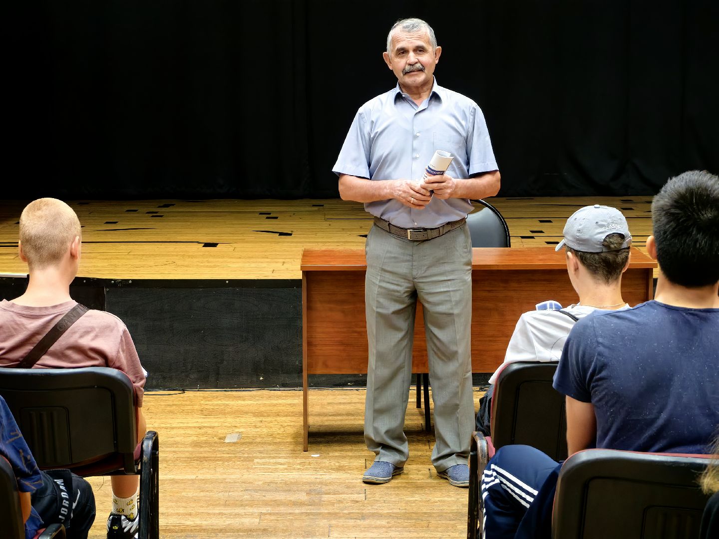 Депутат, выборы, встреча, бюджет