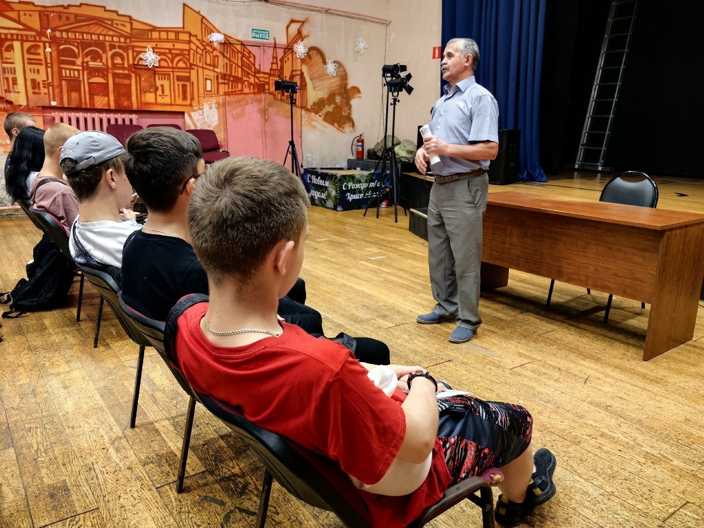 Депутат, выборы, встреча, бюджет