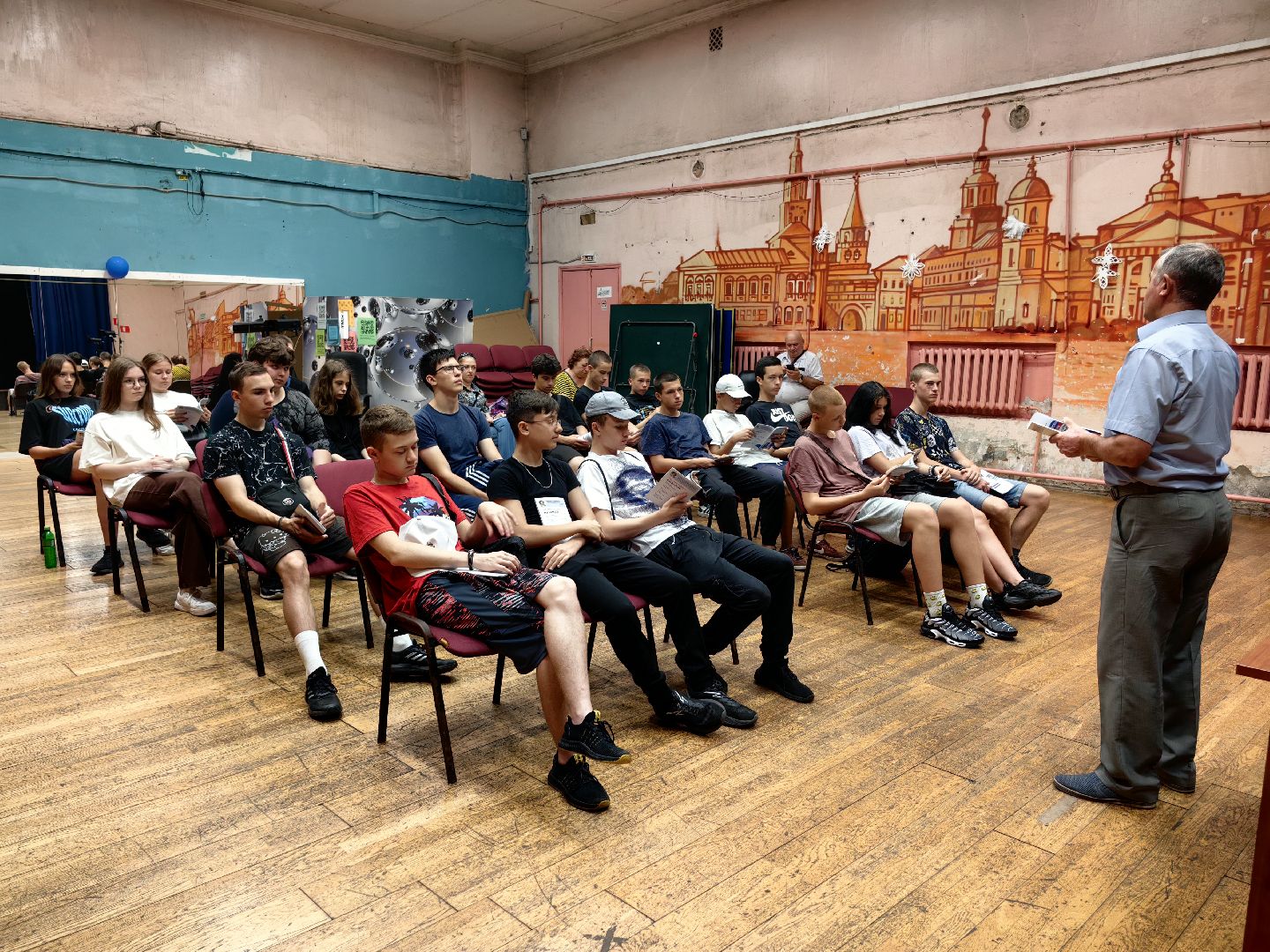 Депутат, выборы, встреча, бюджет