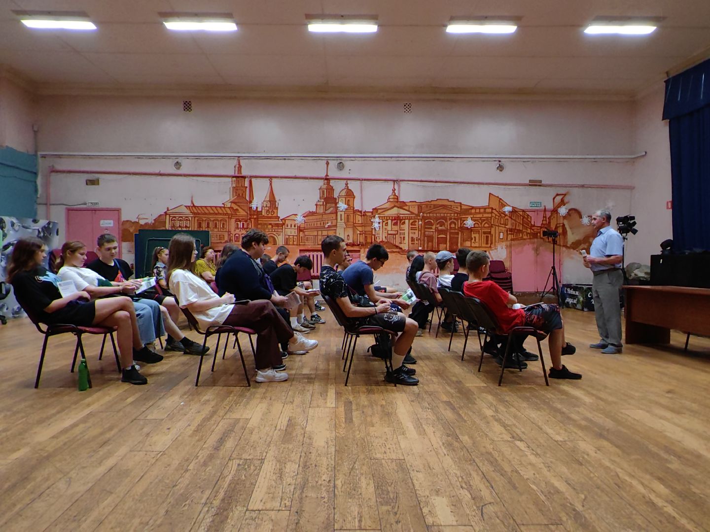 Депутат, выборы, встреча, бюджет