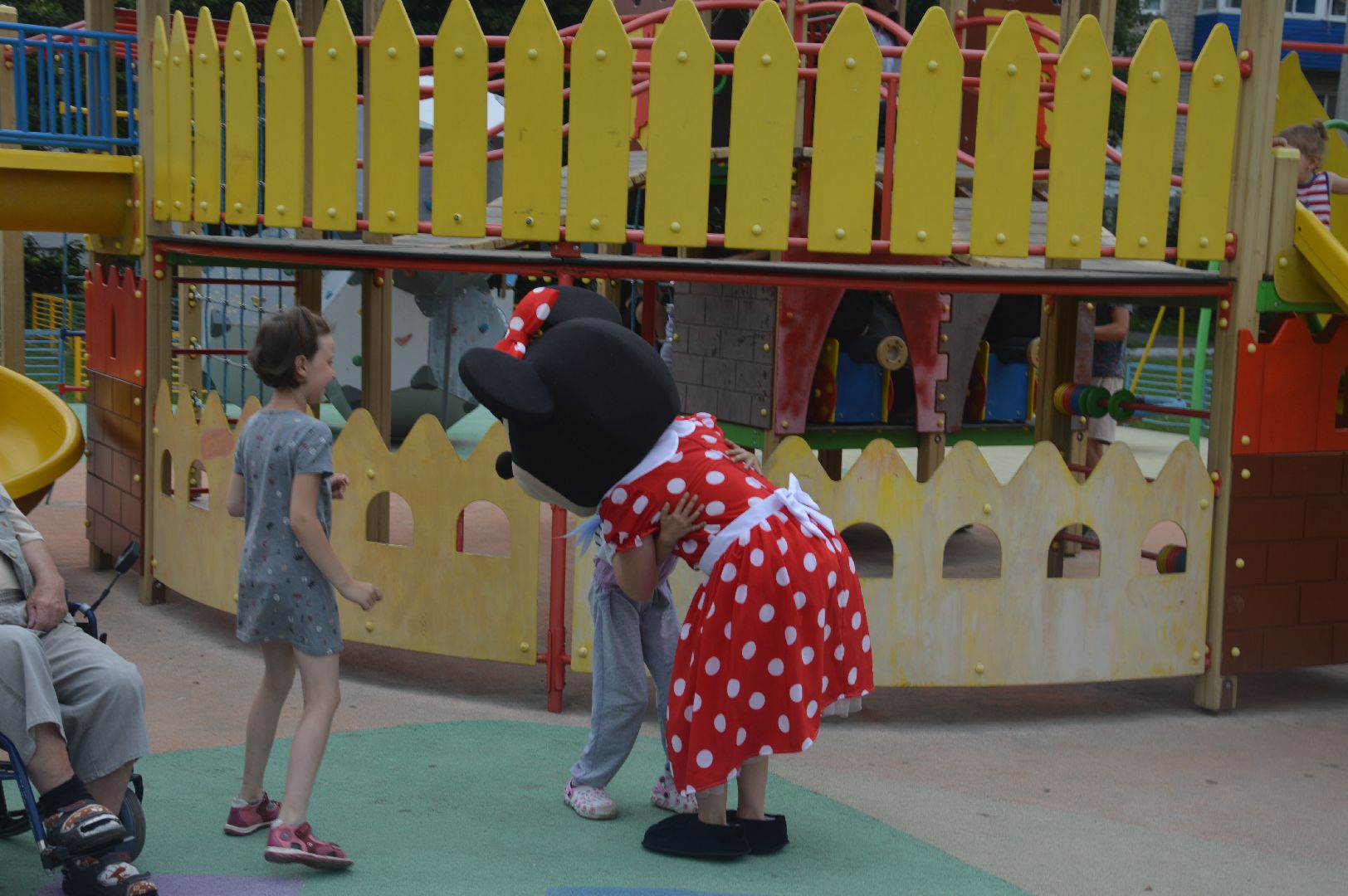 Шатура, Единая Россия, Молодая Гвардия, волонтёры, ростовые куклы, оригами, игры