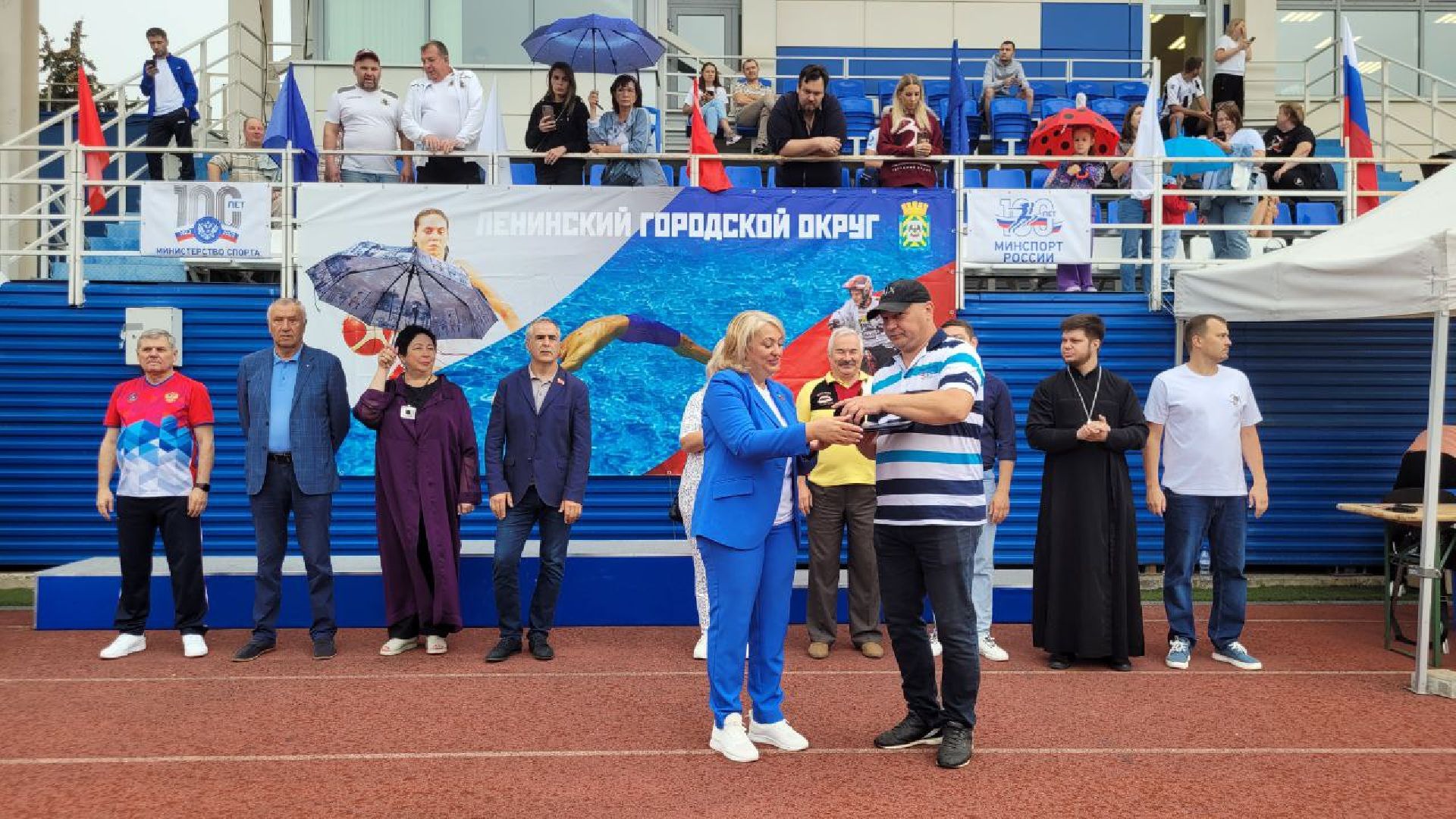 спорт; видное; награждение; достижения