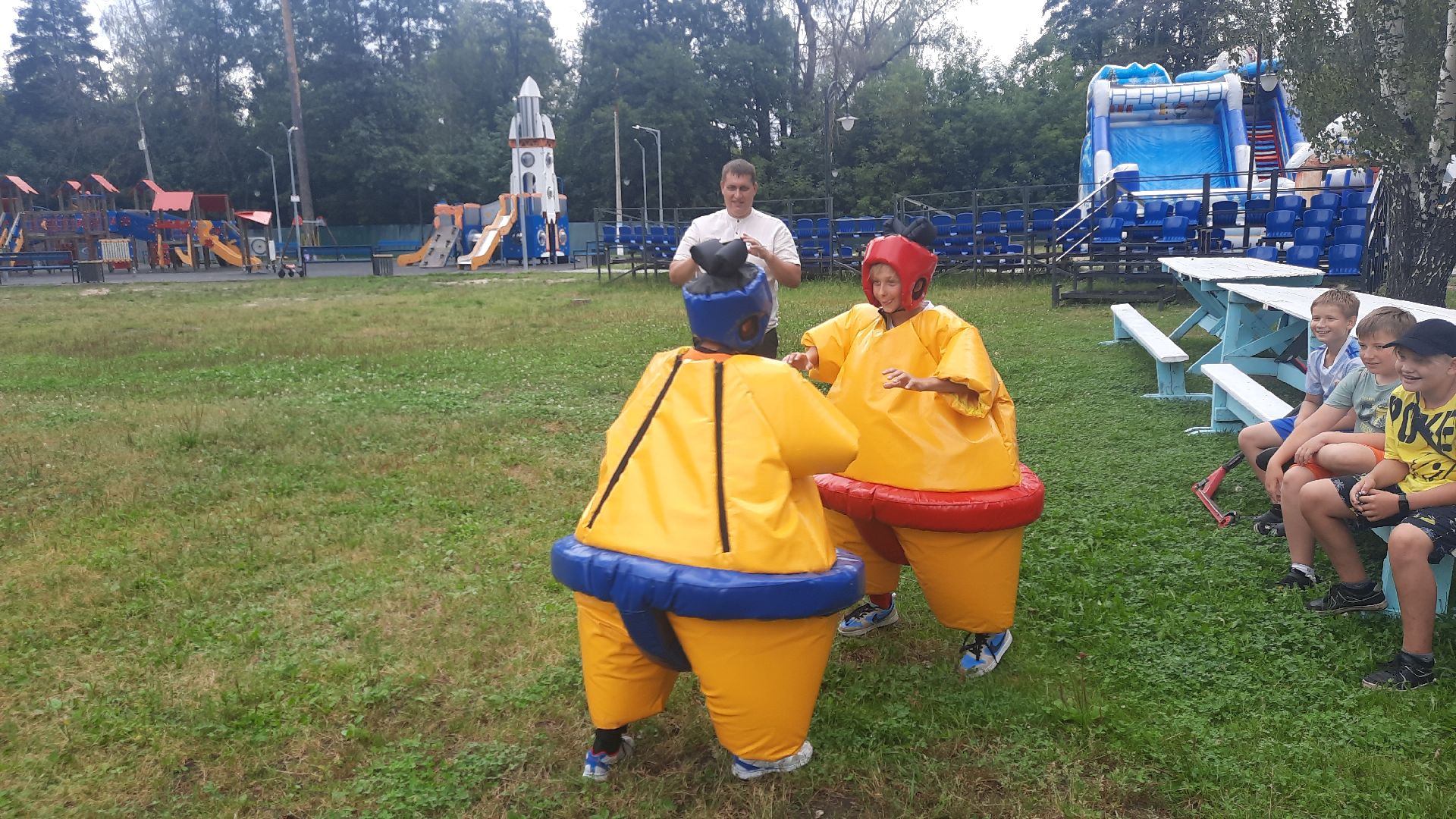 Шатура, городской парк, СУМО, Футбол, День физкультурника, шутка, праздник