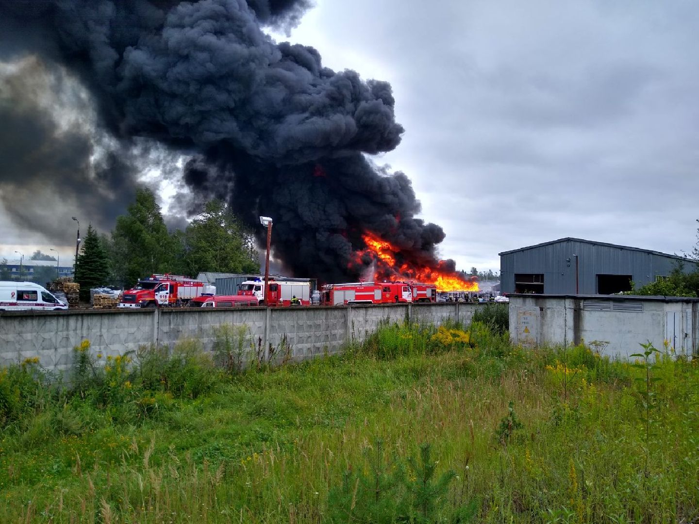 пожар, Раменское, пожарные, возгорание, склад
