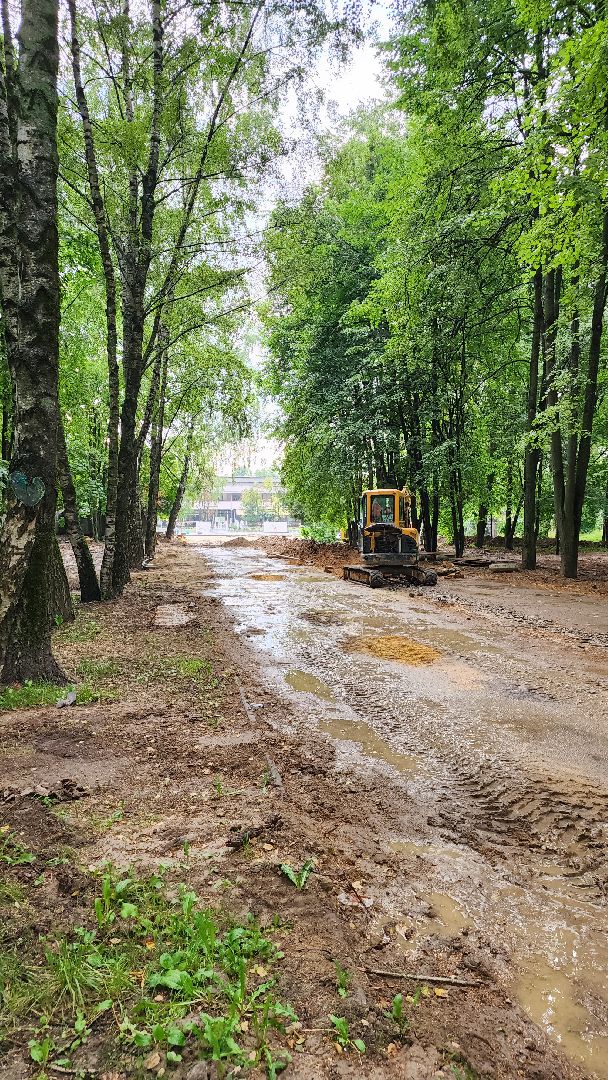 Долгопрудный, благоустройство, парки, плитка, Центральный парк, матрос Железняк