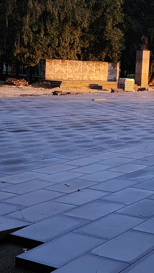 Долгопрудный, благоустройство, парки, плитка, Центральный парк, матрос Железняк