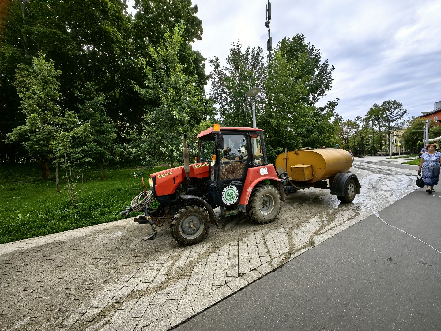 Уборка, улица, техника, полив, Щёлково